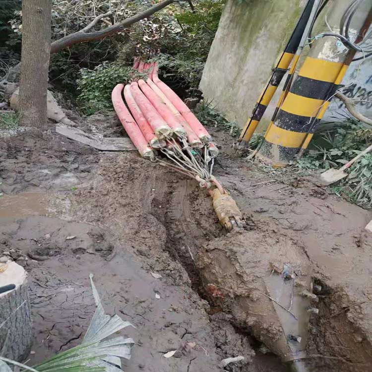 赤峰拖拉管